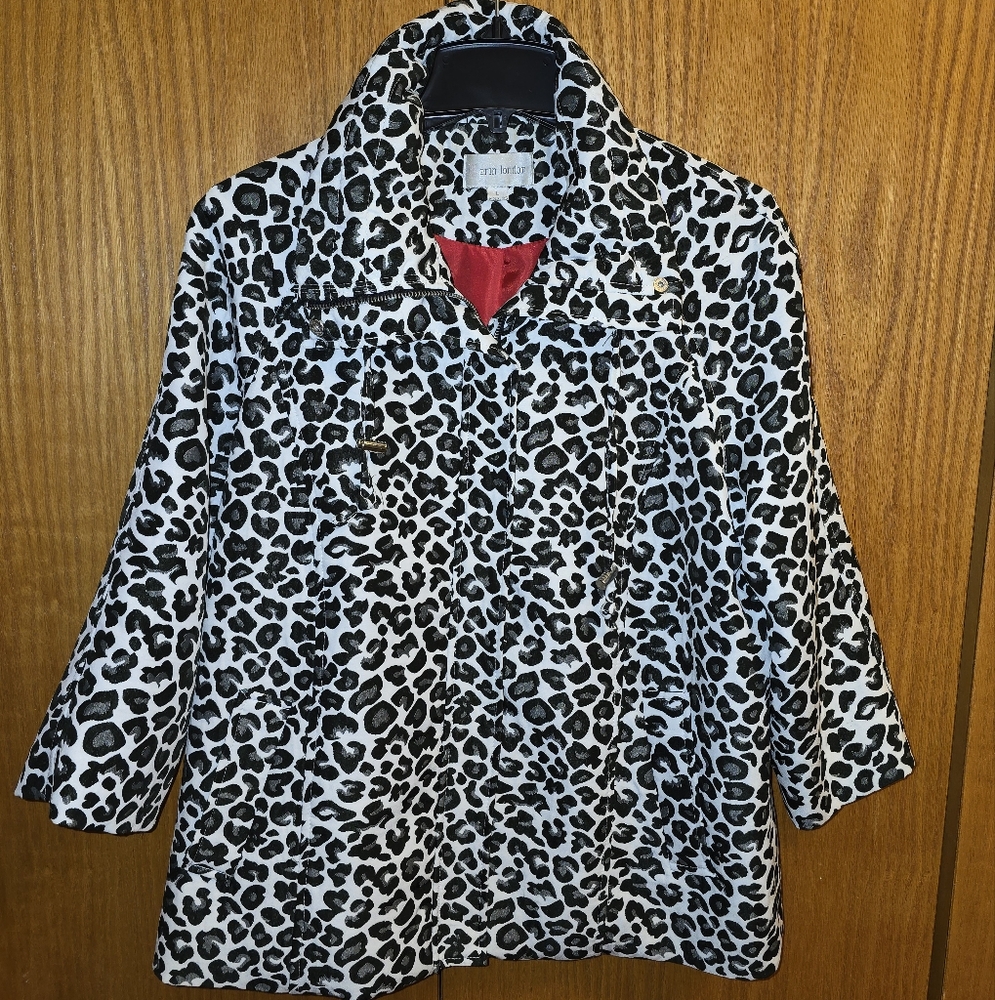 Black & White Cheetah Swing Jacket